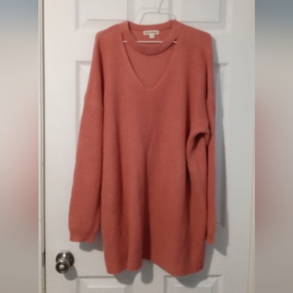 Zenana Outfitters Coral V-Neck Sweater